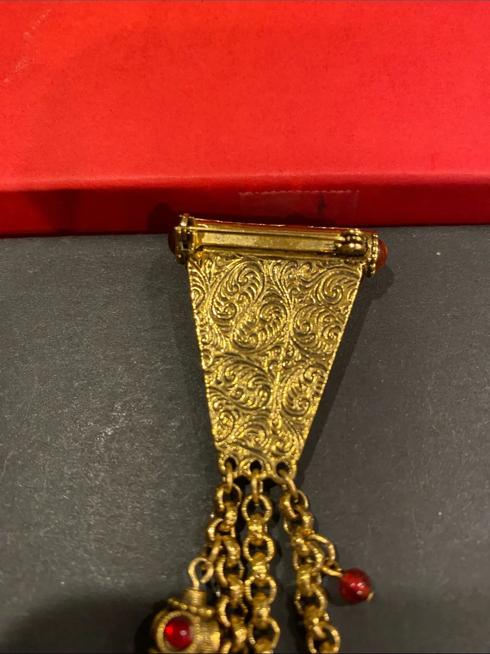 1928 Brand Vintage-Inspired Gold Tone Blue & Red Dangle Art Glass Brooch